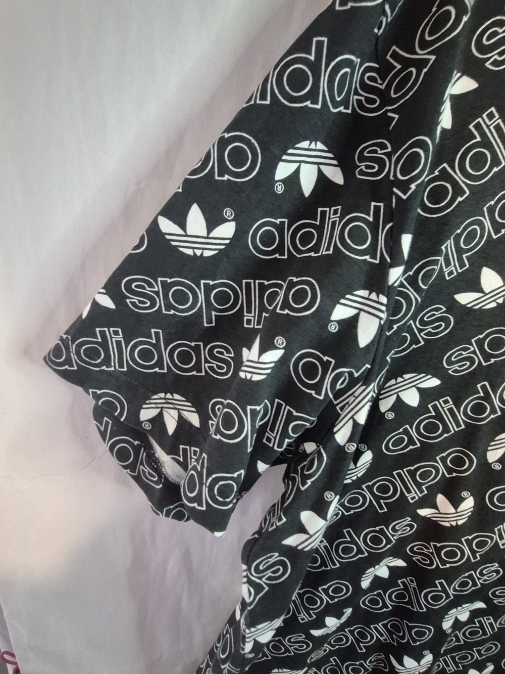 adidas Crewneck Sweatshirt - Black & Cream - Picture 4 of 5